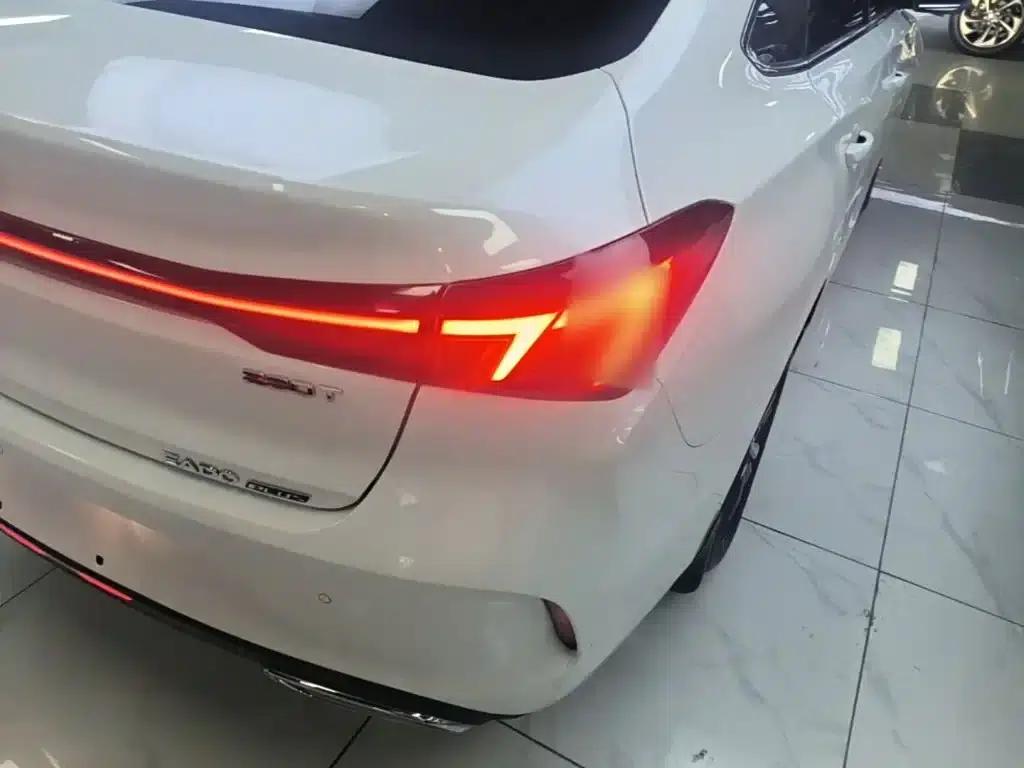 Changan Eado 2023 Enjoy Edition PLUS Blue Whale NE 1.4T GDI DCT Premium Edition — миниатюра 8