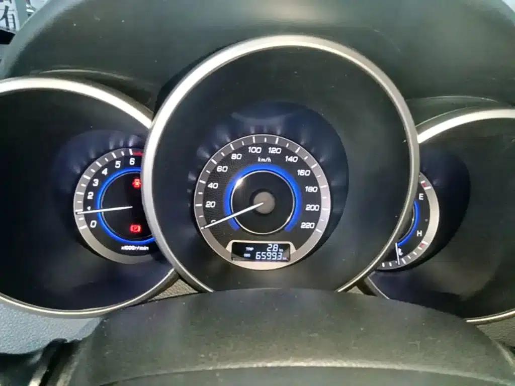 Changan Eado 2015 1.6L Manual Deluxe Edition (National V Emission Standard) — миниатюра 12