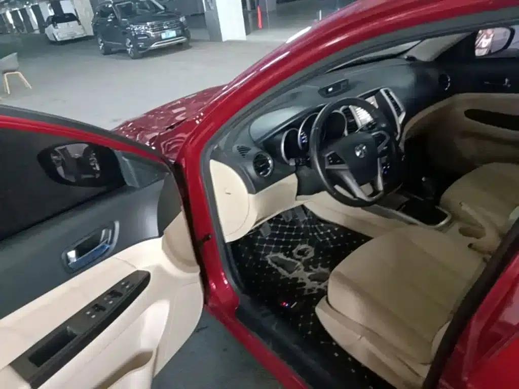Changan Eado 2015 1.6L Manual Deluxe Edition (National V Emission Standard) — миниатюра 16