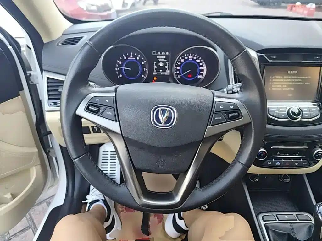Changan Eado 2016 1.6L Manual Fashion Edition — миниатюра 11