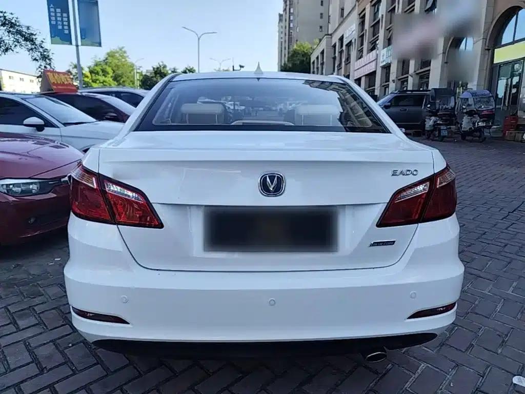 Changan Eado 2016 1.6L Manual Fashion Edition — миниатюра 6