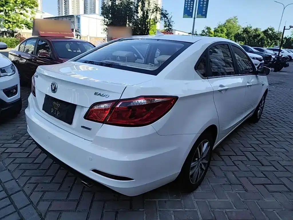 Changan Eado 2016 1.6L Manual Fashion Edition — миниатюра 7