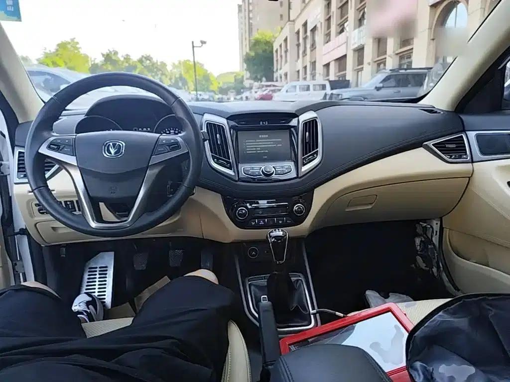 Changan Eado 2016 1.6L Manual Fashion Edition — миниатюра 10