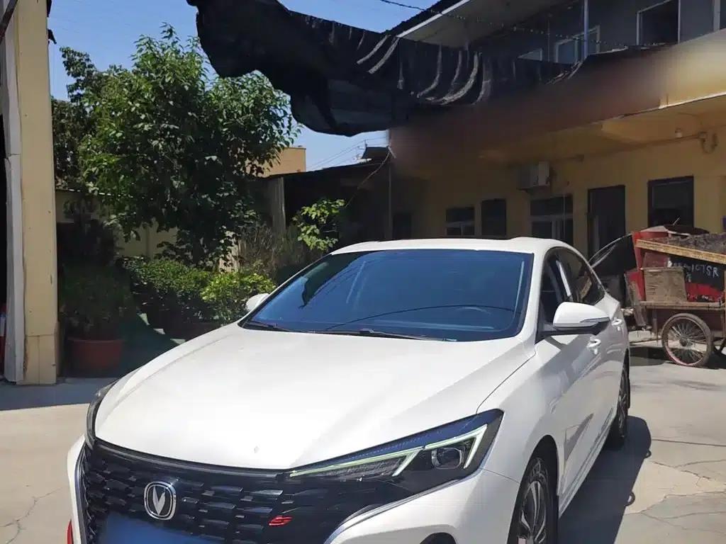 Changan Eado 2022 PLUS Blue Whale NE 1.4T GDI DCT Premium Edition — миниатюра 1