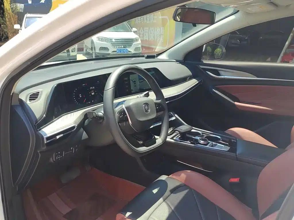 Changan Eado 2022 PLUS Blue Whale NE 1.4T GDI DCT Premium Edition — миниатюра 17