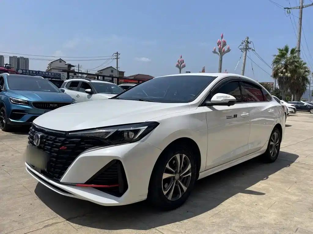 Changan Eado 2024 PLUS Blue Whale NE 1.4T GDI DCT High-Performance Edition — миниатюра 1