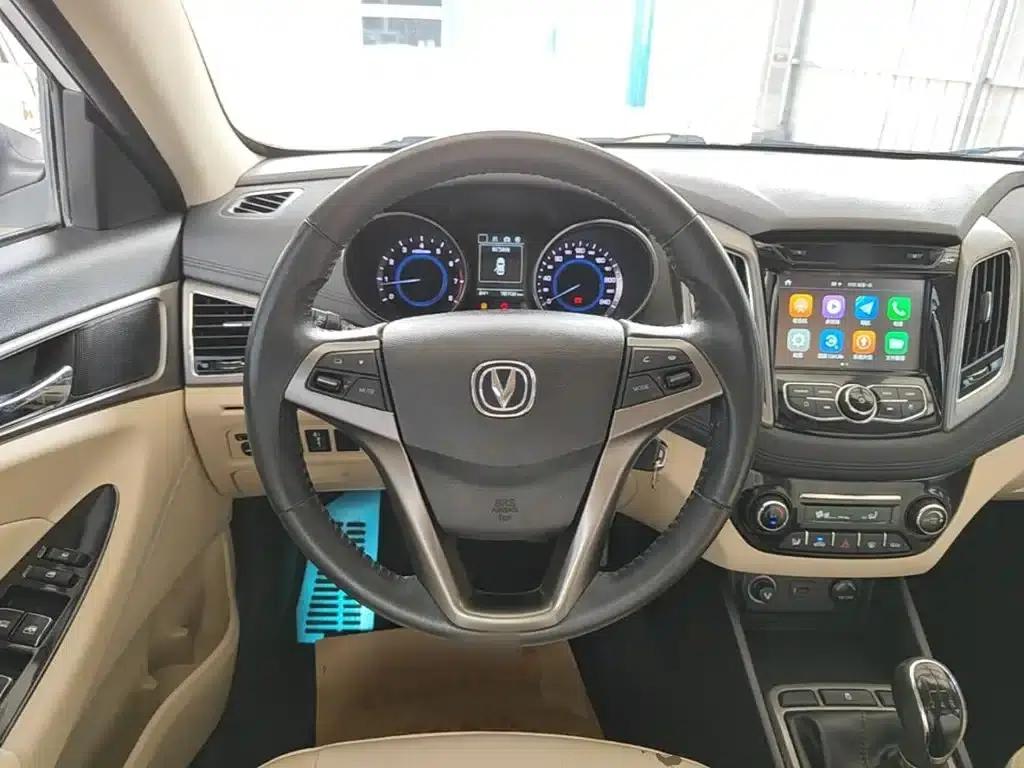 Changan Eado 2016 1.6L Manual Fashion Edition — миниатюра 11