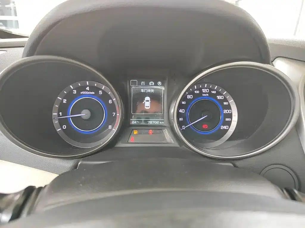 Changan Eado 2016 1.6L Manual Fashion Edition — миниатюра 12