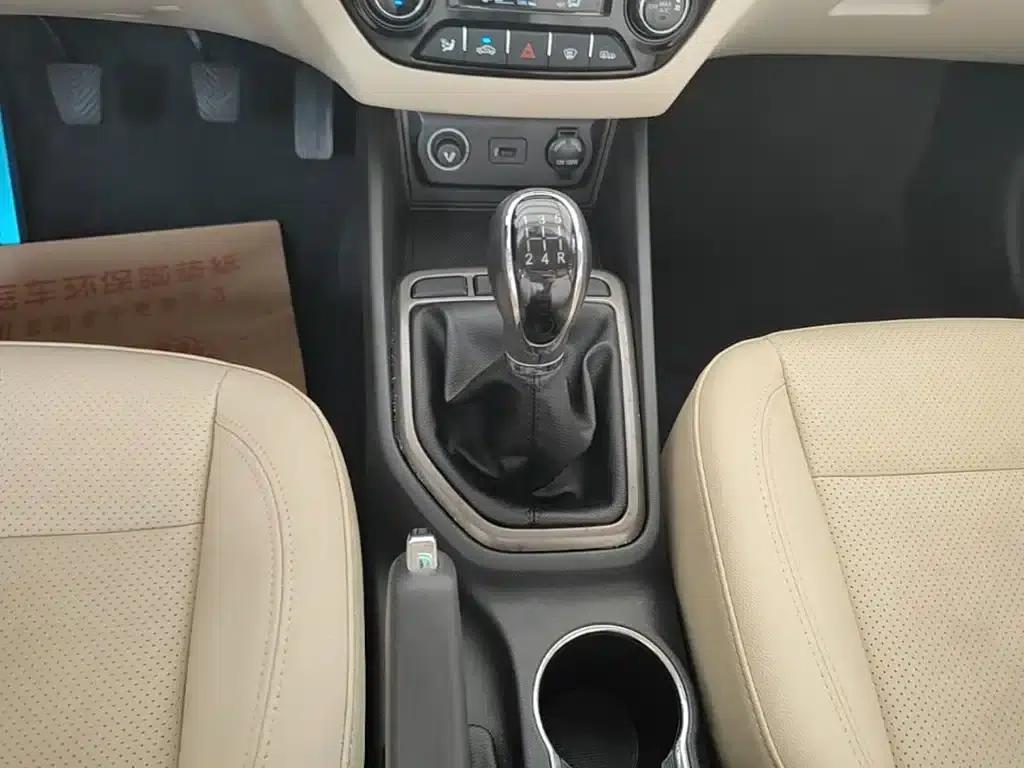Changan Eado 2016 1.6L Manual Fashion Edition — миниатюра 14