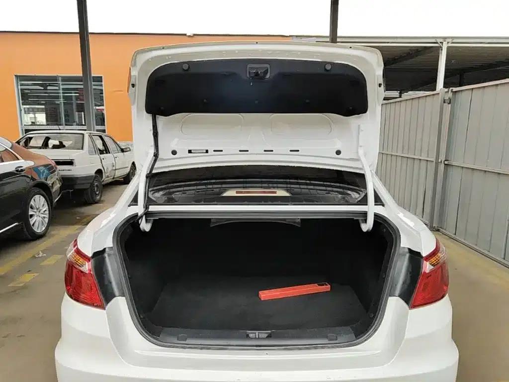 Changan Eado 2016 1.6L Manual Fashion Edition — миниатюра 19
