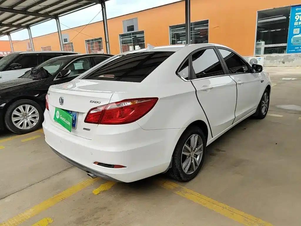 Changan Eado 2016 1.6L Manual Fashion Edition — миниатюра 7