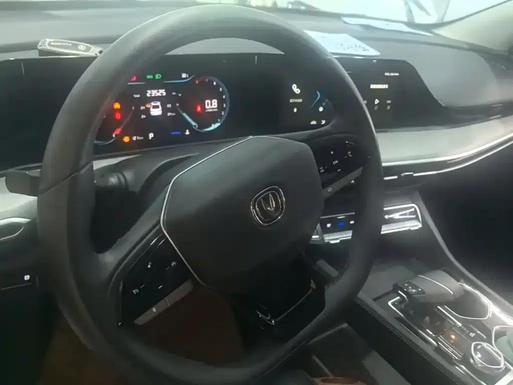Changan Eado 2022 PLUS Blue Whale NE 1.4T GDI DCT Premium Edition — миниатюра 11