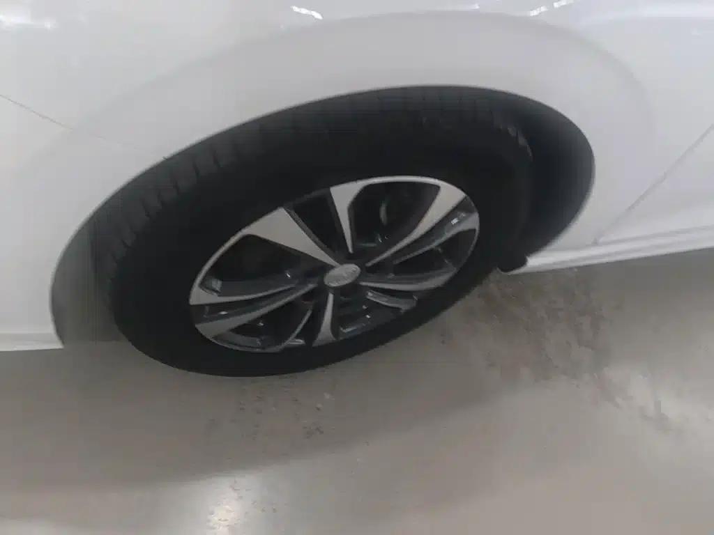 Changan Eado 2022 PLUS Blue Whale NE 1.4T GDI DCT Premium Edition — миниатюра 23