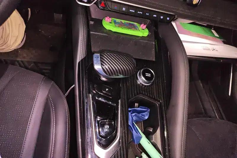 Geely Xingyue L 2024 2.0TD High-Power Automatic Two-Wheel Drive Sky Edition — миниатюра 16
