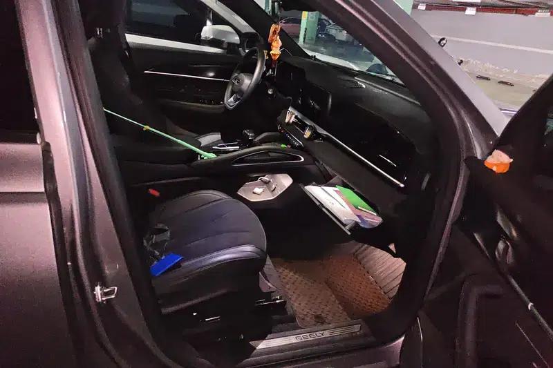 Geely Xingyue L 2024 2.0TD High-Power Automatic Two-Wheel Drive Sky Edition — миниатюра 9