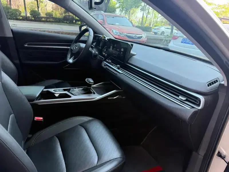 Geely Emgrand 2022 4th Generation 1.5L CVT Premium — миниатюра 14