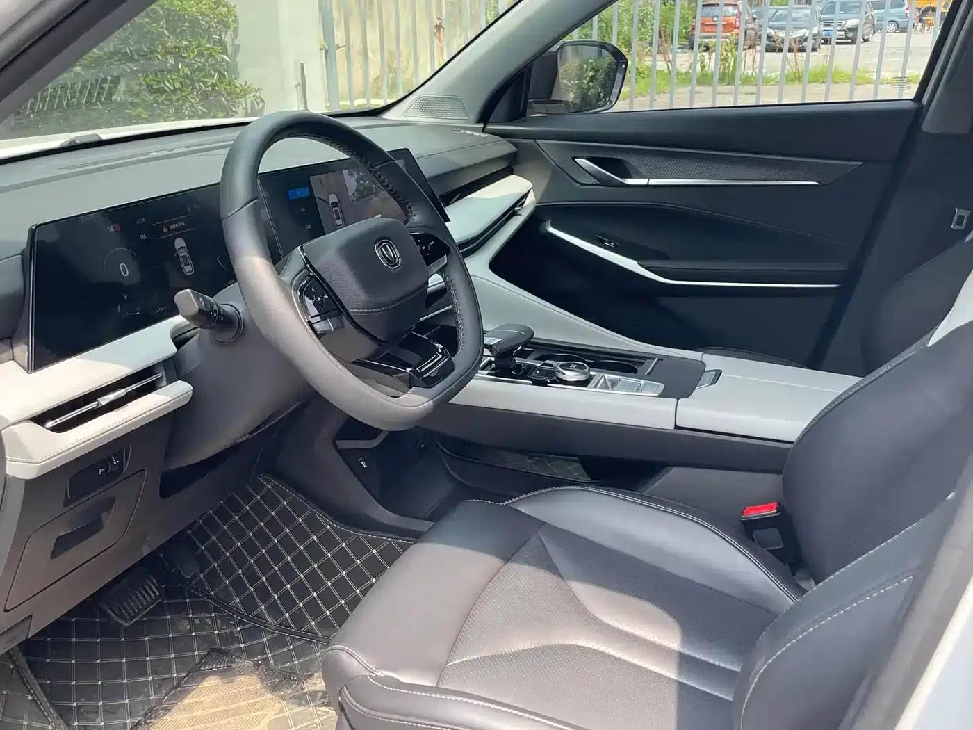 Changan CS75PLUS 2023 Model, Third Generation, 1.5T Automatic Luxury Edition — миниатюра 3