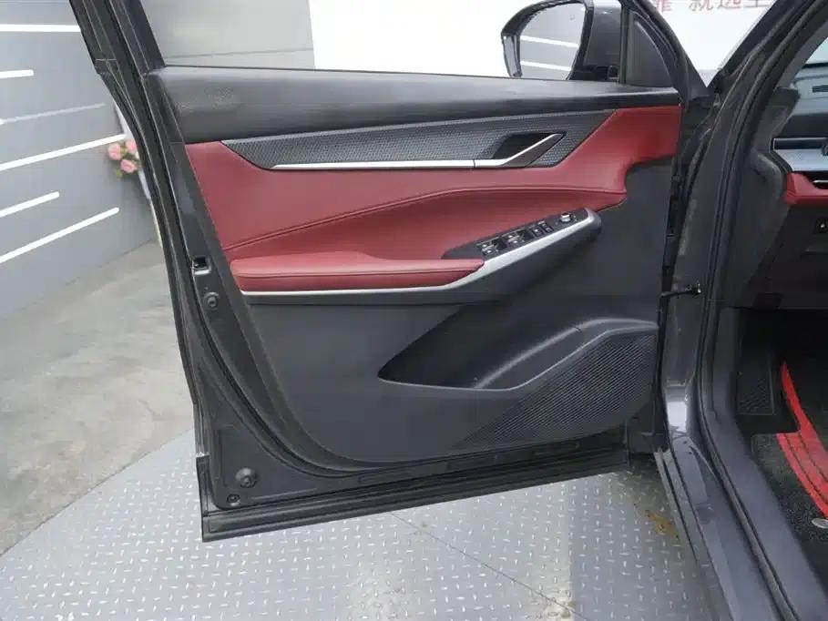 Changan CS75PLUS 2022 Second Generation 1.5T Automatic Premium Edition — миниатюра 20