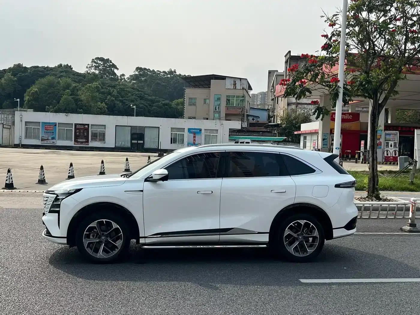 Changan CS75PLUS 2025 Fourth Generation 1.5T New Blue Whale Smart Premium Edition — миниатюра 3