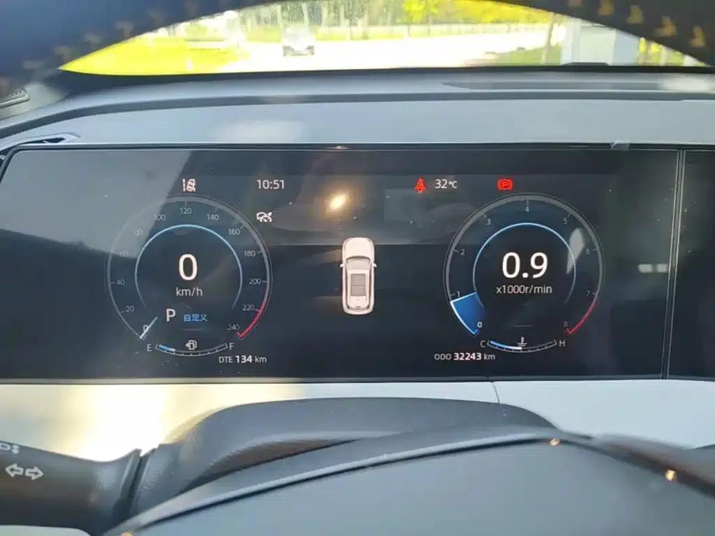 Changan CS75PLUS 2023 Model, Third Generation, 1.5T Automatic Premium Edition — миниатюра 12