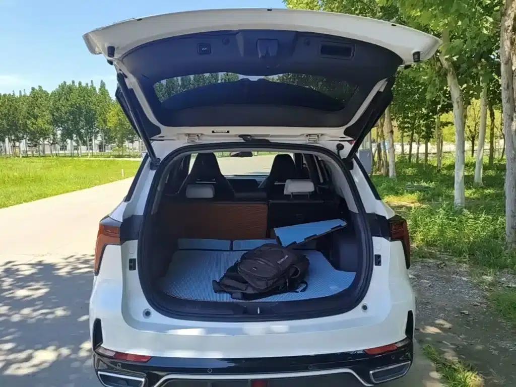 Changan CS75PLUS 2023 Model, Third Generation, 1.5T Automatic Premium Edition — миниатюра 19