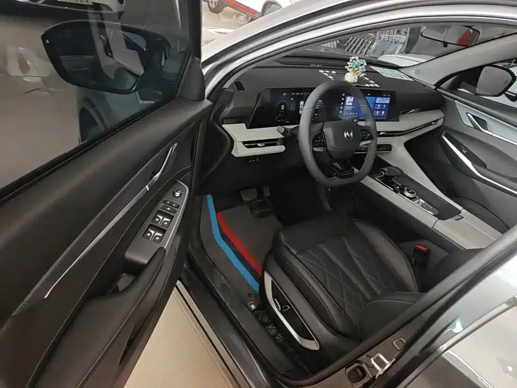 Changan CS75PLUS 2024 Model, Third Generation, Champion Edition, 1.5T Intelligent Driving and Sporty Type — миниатюра 16