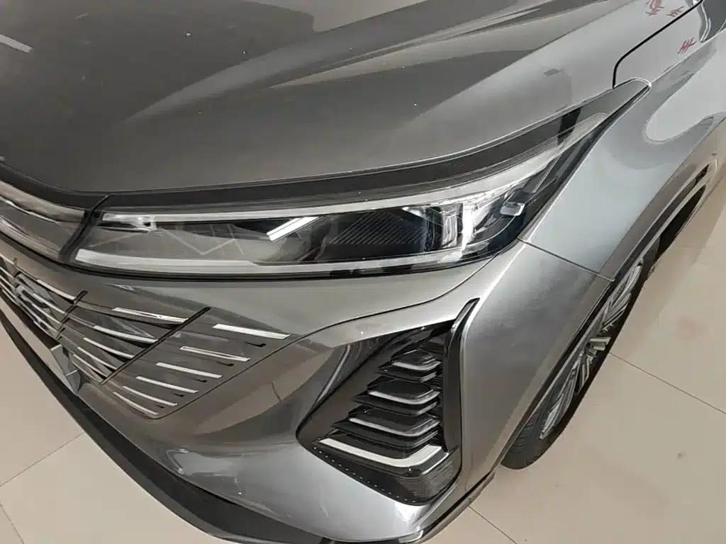 Changan CS75PLUS 2024 Model, Third Generation, Champion Edition, 1.5T Intelligent Driving and Sporty Type — миниатюра 24