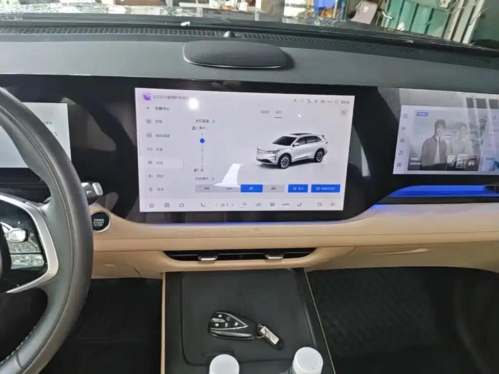 Changan CS75PLUS 2025 Fourth Generation 1.5T New Blue Whale Smart Flagship Edition — миниатюра 13