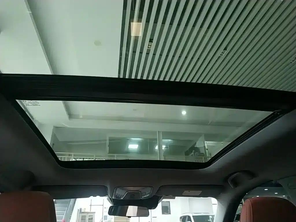 Changan CS75PLUS 2024 Model, Third Generation, Champion Edition, 1.5T Intelligent Driving and Sporty Type — миниатюра 18