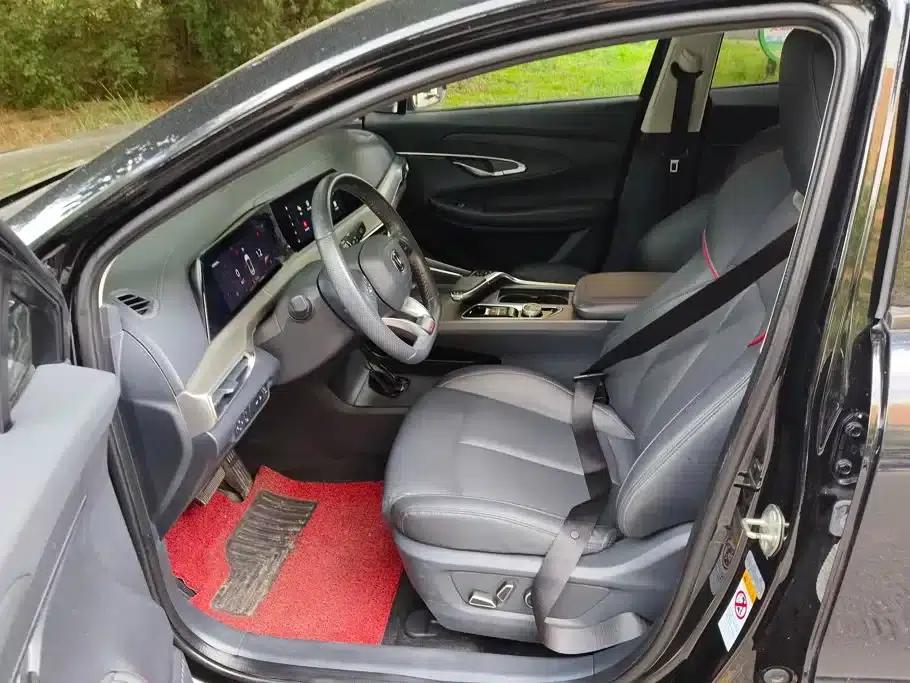 Changan UNI-T 2020 1.5T Flagship Edition — миниатюра 9