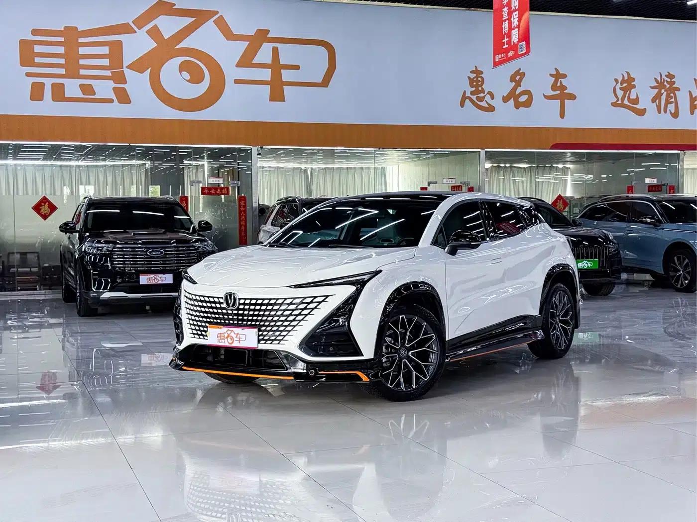 Changan UNI-T 2022 1.5T Premium Edition — миниатюра 1