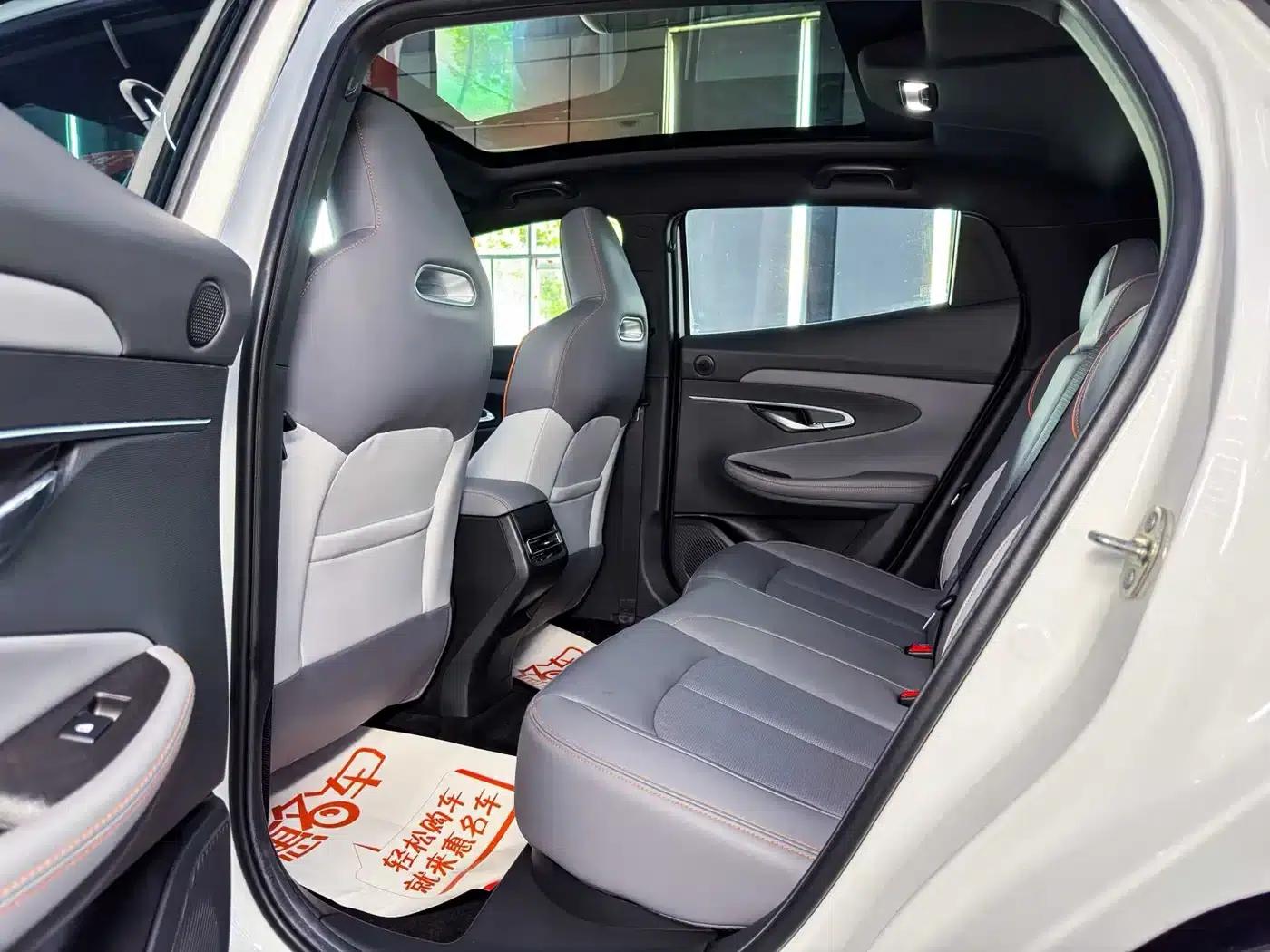 Changan UNI-T 2022 1.5T Premium Edition — миниатюра 6
