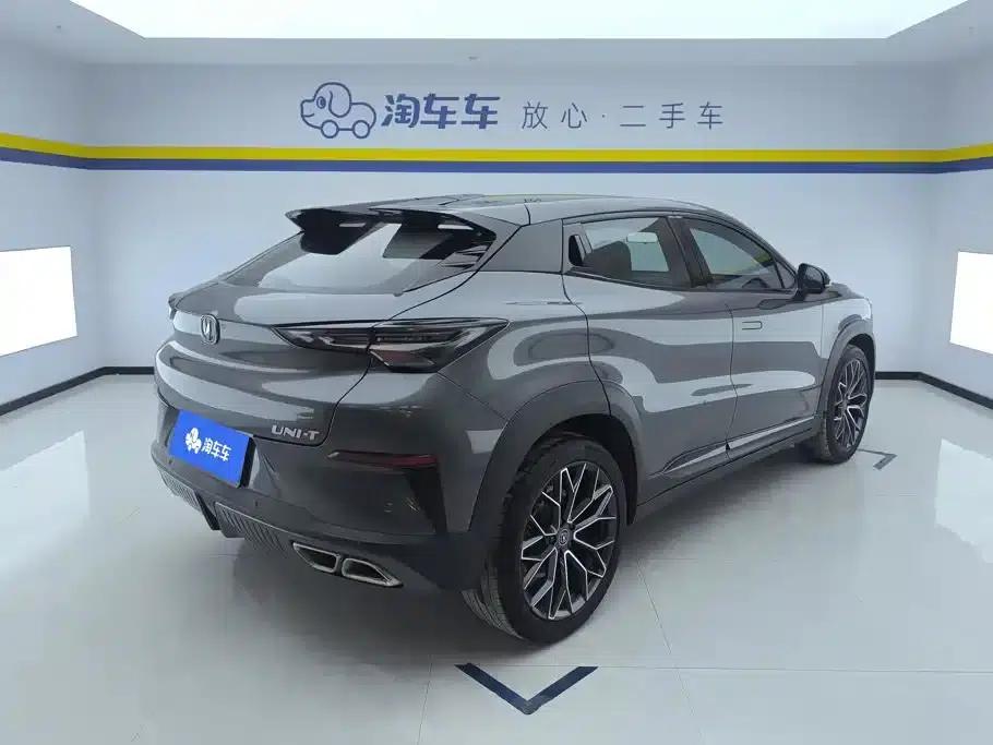 Changan UNI-T 2022 1.5T Premium Edition — миниатюра 3