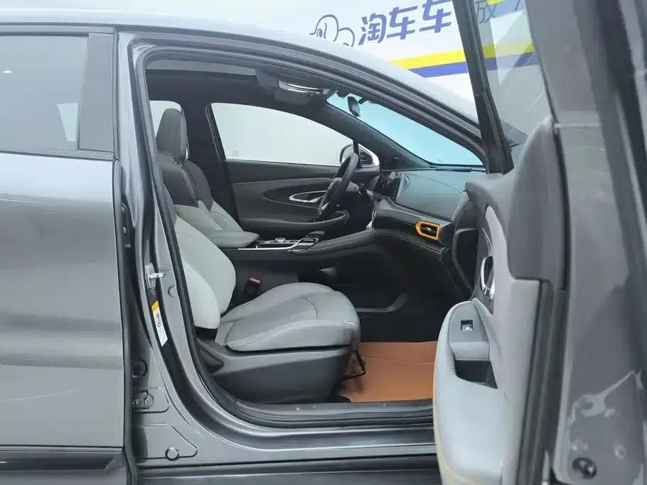 Changan UNI-T 2022 1.5T Premium Edition — миниатюра 8