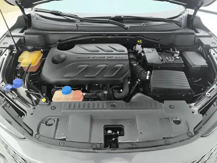 Changan UNI-T 2022 1.5T Premium Edition — миниатюра 10