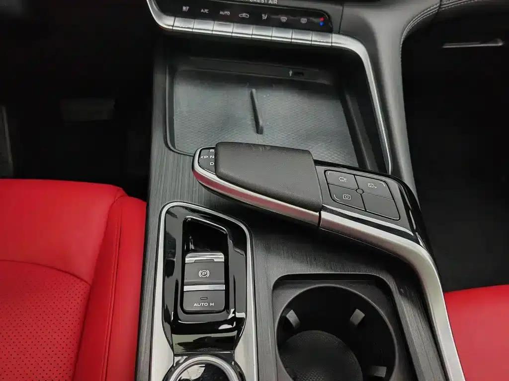 Changan UNI-T 2020 1.5T Premium Edition — миниатюра 13