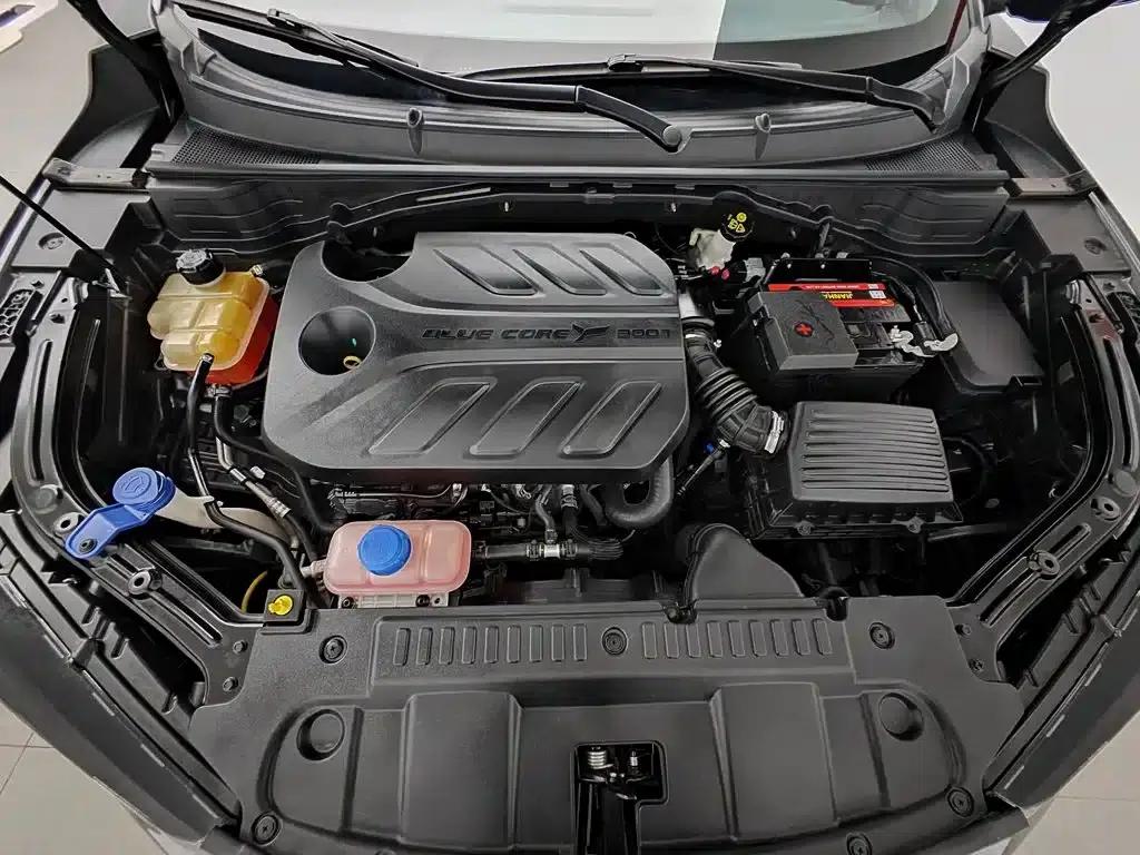 Changan UNI-T 2020 1.5T Premium Edition — миниатюра 6