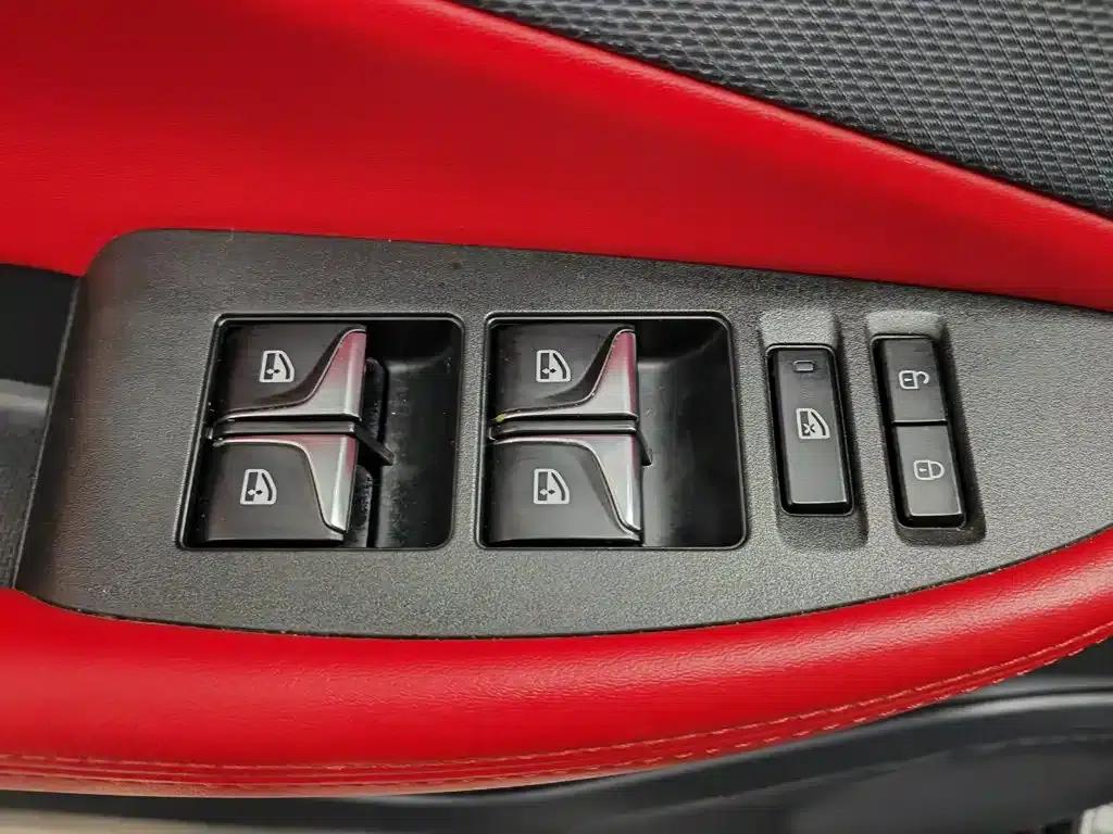 Changan UNI-T 2020 1.5T Premium Edition — миниатюра 9