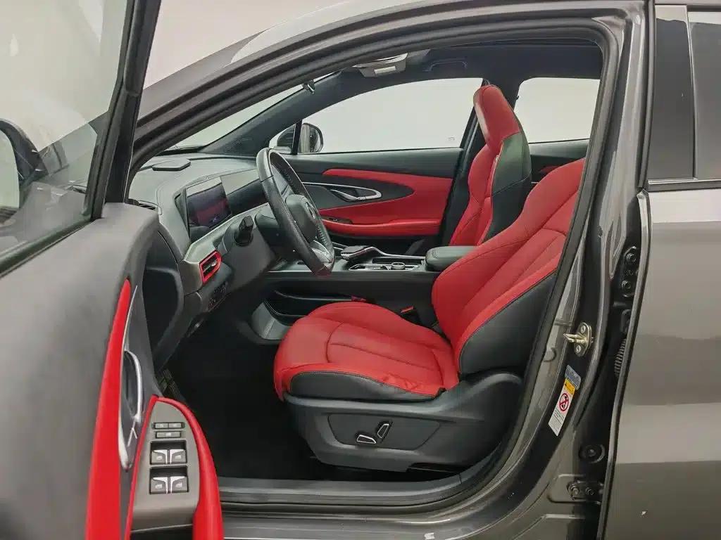 Changan UNI-T 2020 1.5T Premium Edition — миниатюра 10