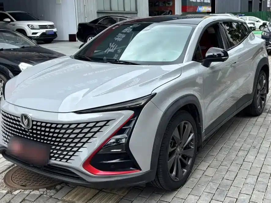 Changan UNI-T 2020 1.5T Premium Edition — миниатюра 1