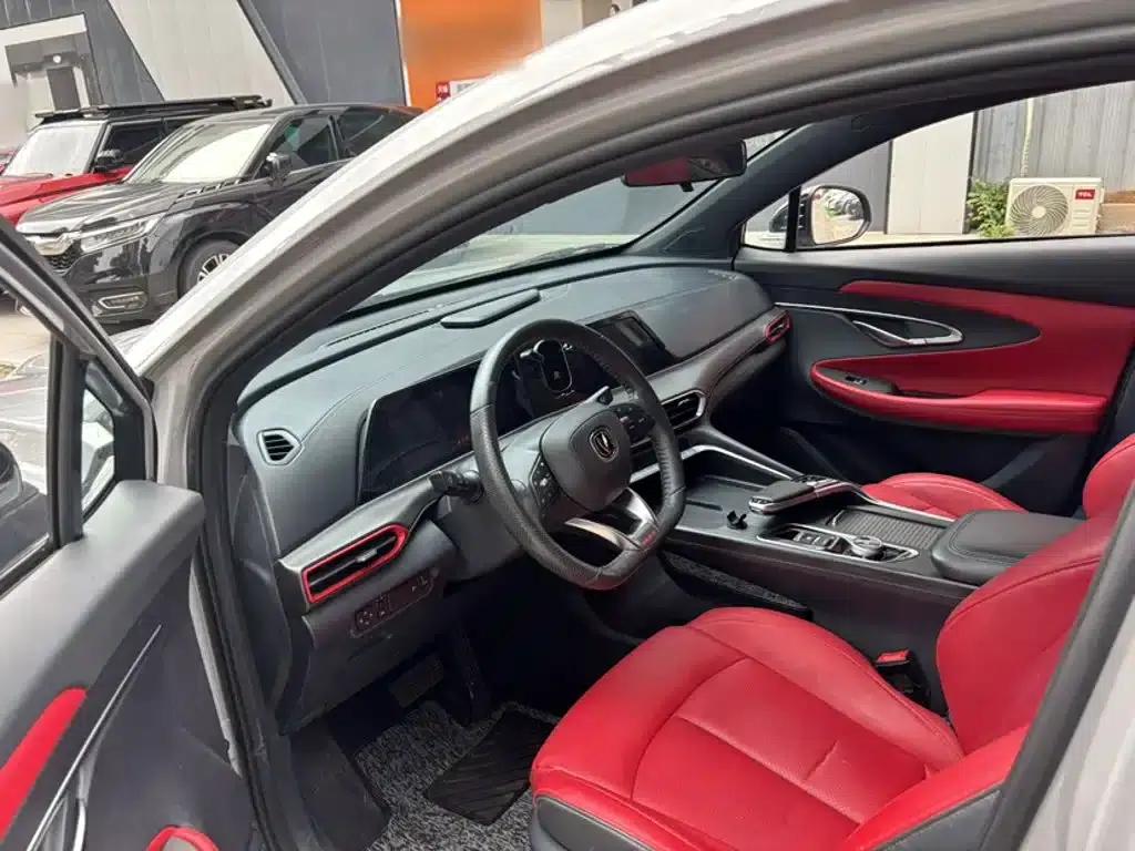 Changan UNI-T 2020 1.5T Premium Edition — миниатюра 18