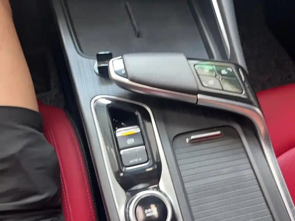Changan UNI-T 2020 1.5T Premium Edition — миниатюра 10