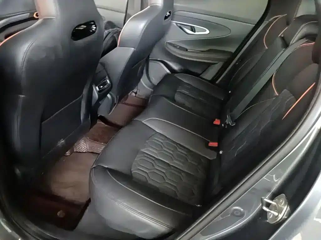 Changan UNI-T 2022 1.5T Premium Edition — миниатюра 17