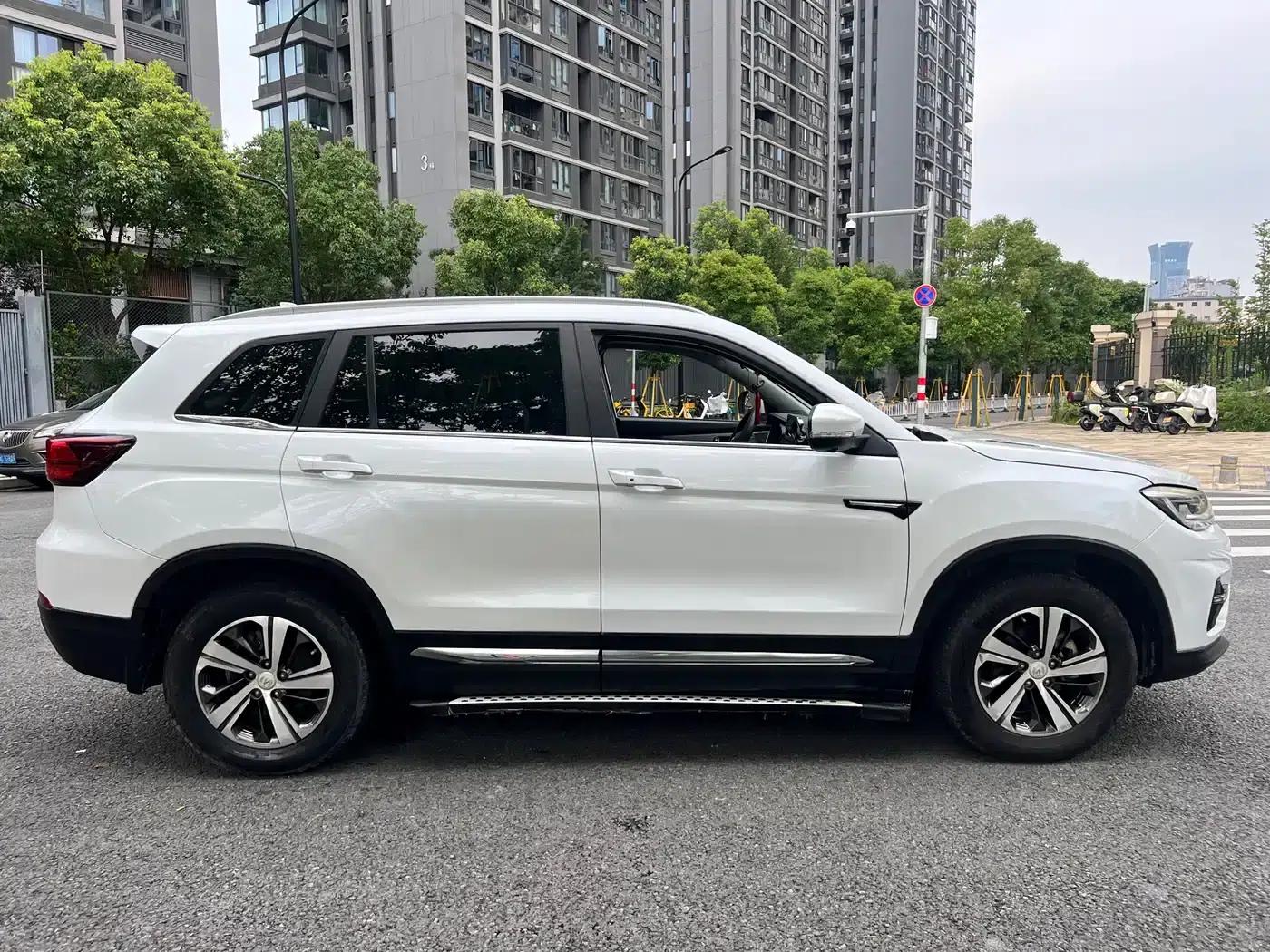 Changan CS75 2018 280T Manual Smart Edition (National V Emission Standard) — миниатюра 4