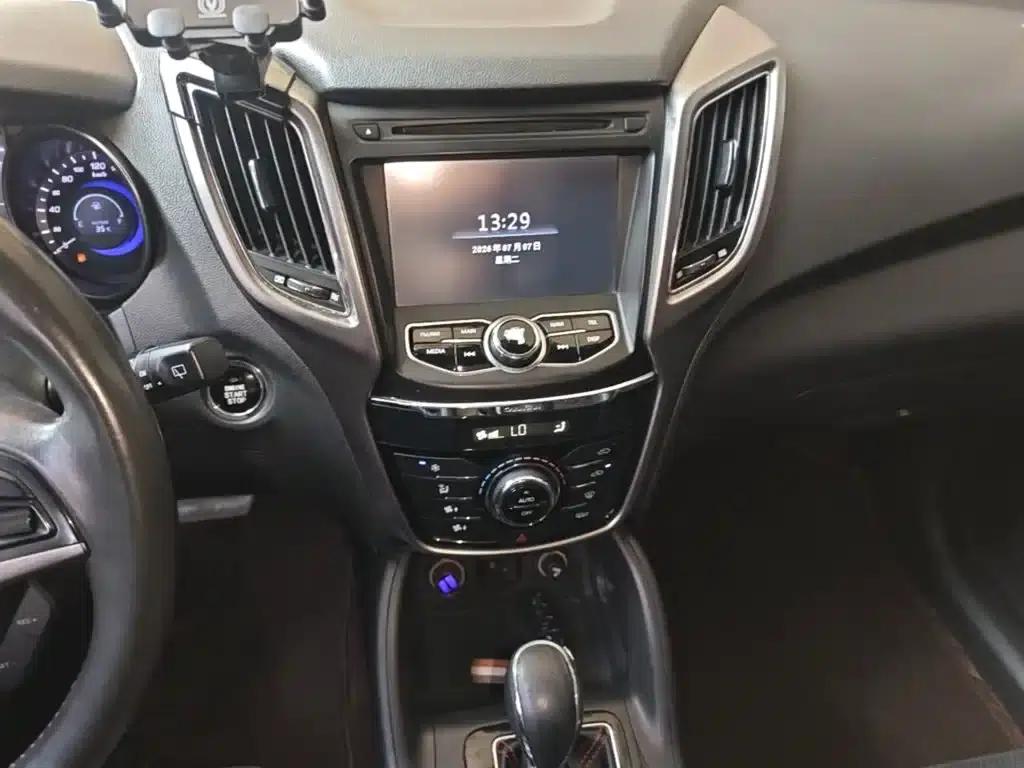 Changan CS75 2014 1.8T Automatic Elite (National V Emission Standard) — миниатюра 13