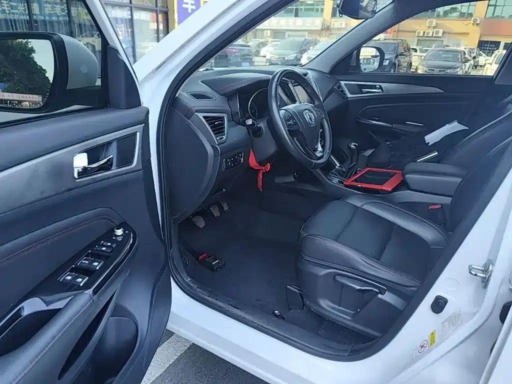 Changan CS75 2017 Fashion Edition 1.5T Manual Sporty Model — миниатюра 16