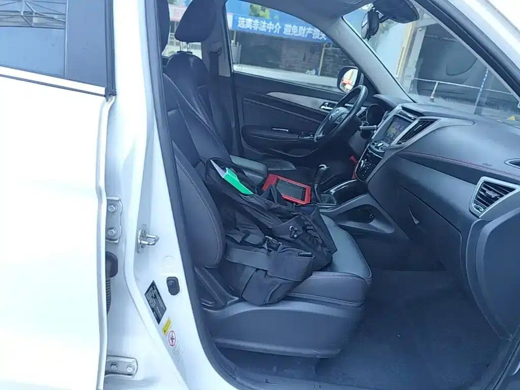 Changan CS75 2017 Fashion Edition 1.5T Manual Sporty Model — миниатюра 25