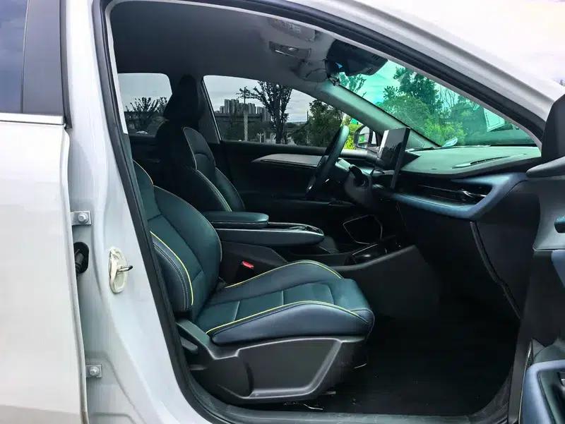 Geely Geometry G6 2024 500KM Premium Edition — миниатюра 14