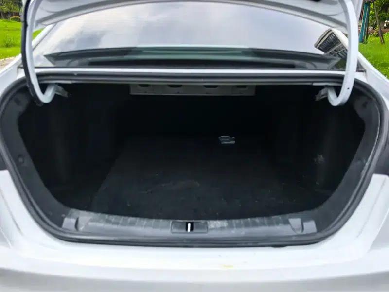 Geely Geometry G6 2024 500KM Premium Edition — миниатюра 17