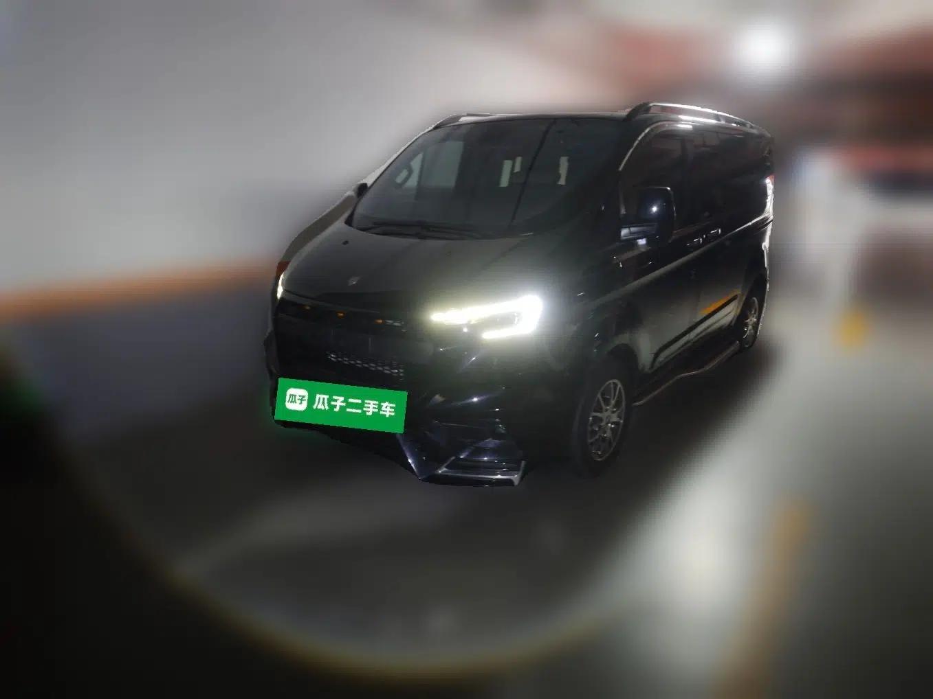 Ford Tourneo Custom 2024 Ford Explorer OHE Ford Black Mamba 2.0T Automatic 7-Seater — миниатюра 1